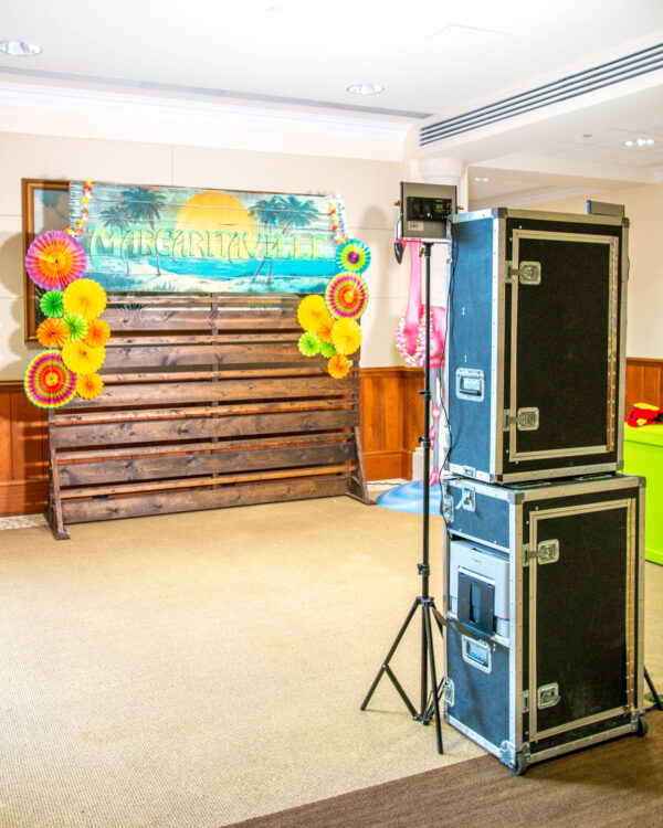 Traditional_Photo_Booth_Event_Decor_Jacksonville