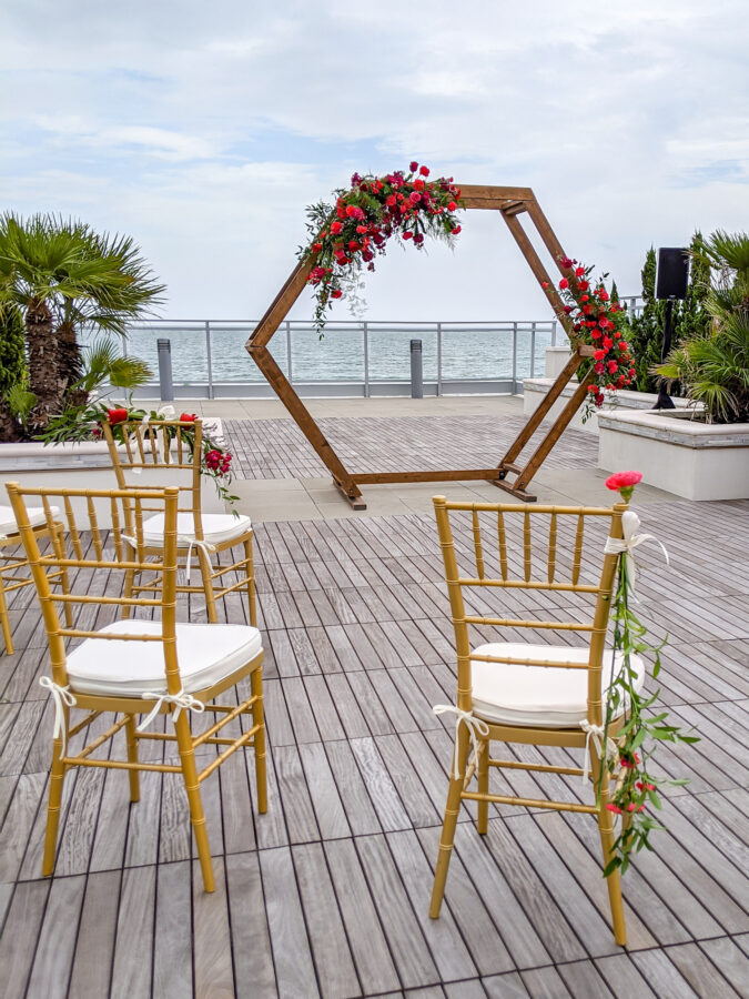 Gold_Elegant_Dining_Chair_Wedding_Chair_Rental_Jacksonville