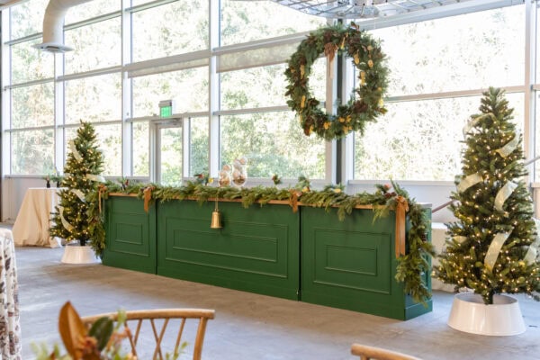Emerald_Green_Bar_Event_Decor_Rentals_Jacksonville