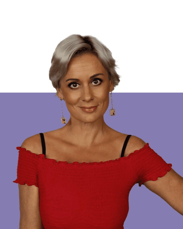 NEW Keri Compton Headshot- Mugwump
