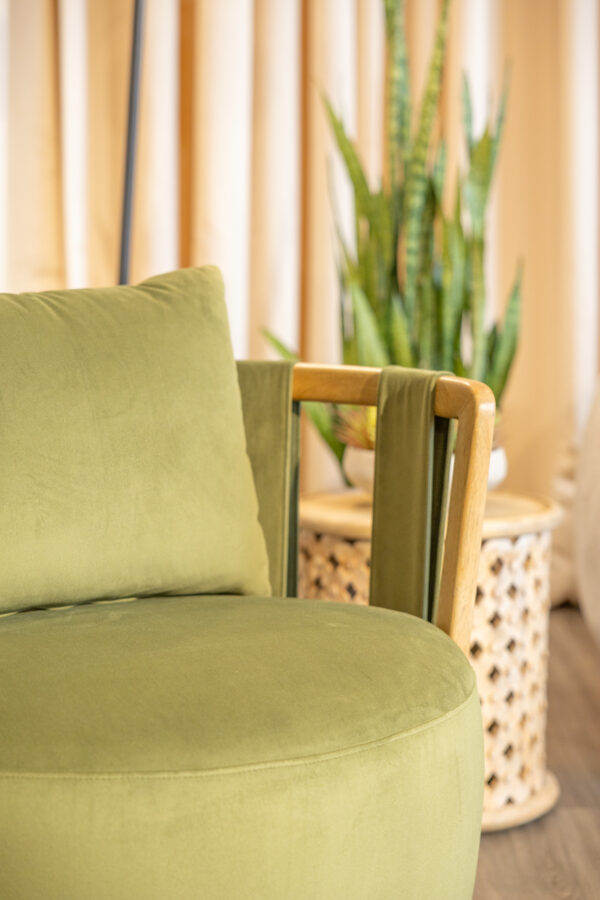 Herby Armchair - Image 3