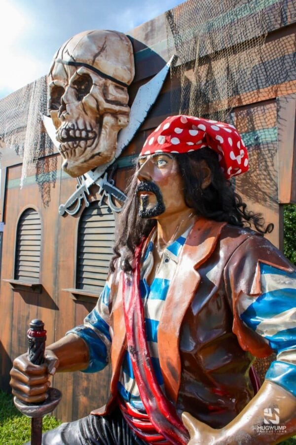 Pirate-Party-Themed-Decor-9-1-800x1200
