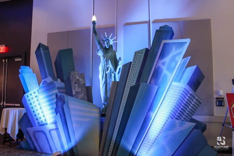 Statue-of-Liberty-Event-Decor-Props-Jacksonville