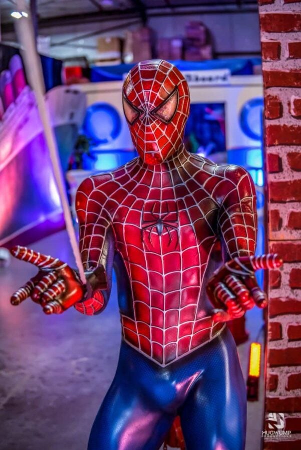 Superhero-Themed-Event-Decor-16-1-801x1200
