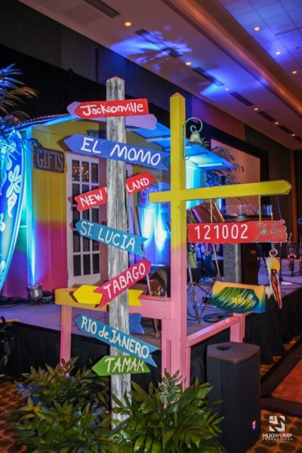 Tropical-Themed-Event-Decor-4-1-800x1200