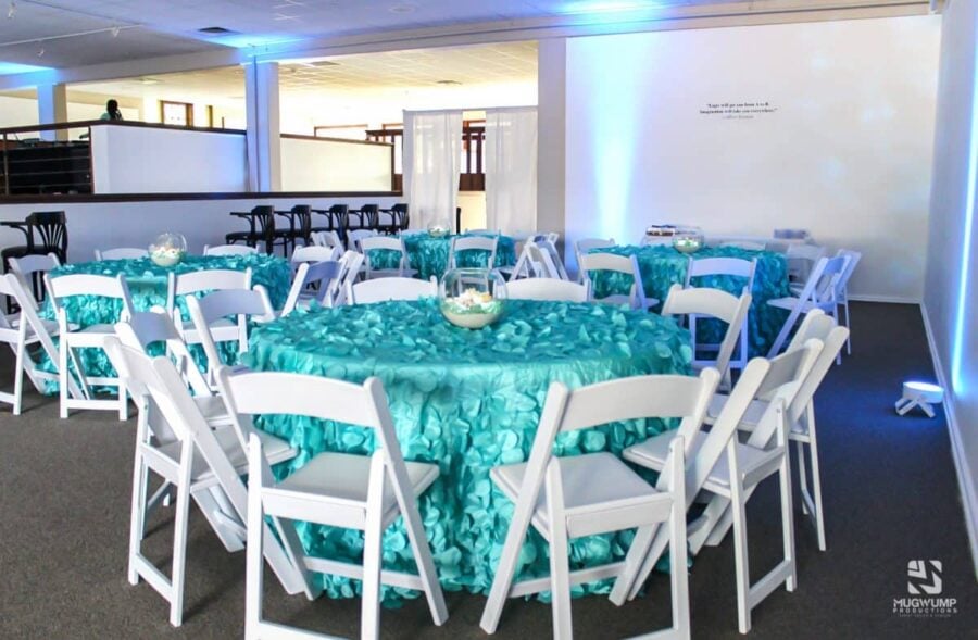 Underwater-Themed-Event-Decor-17-1-1200x785