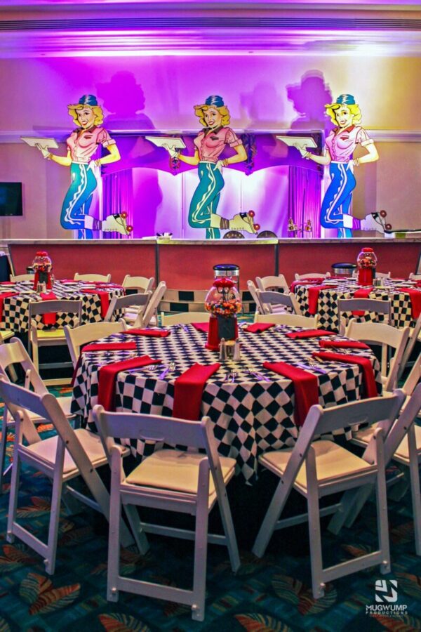 Bubble-Gum-Machine-Checkered-Table-Linens