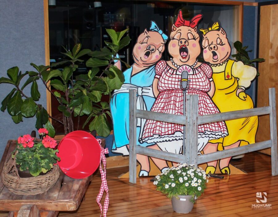 Cardboard-Cutout-Event-Decor