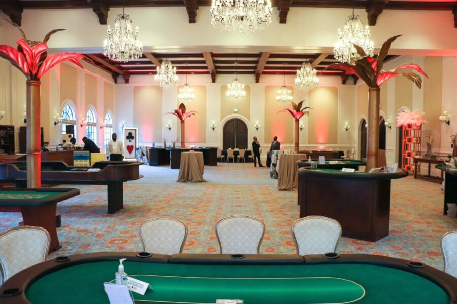 Casino-Night-Party-Decor