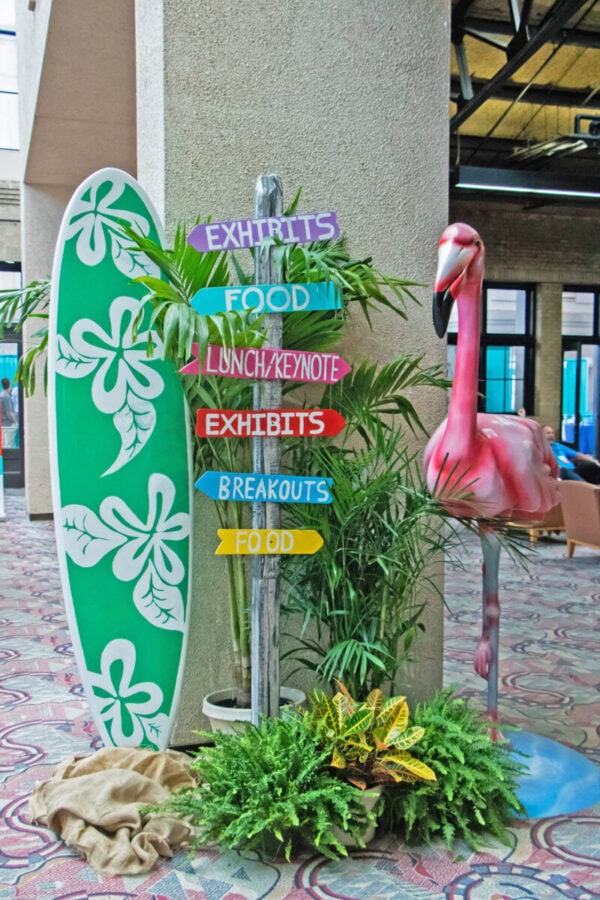 custom-party-signs-jacksonville-800x1200