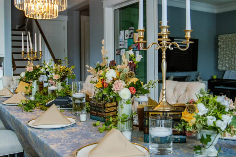 Dinner-Party-Decor-Pastel-Floral-Linens