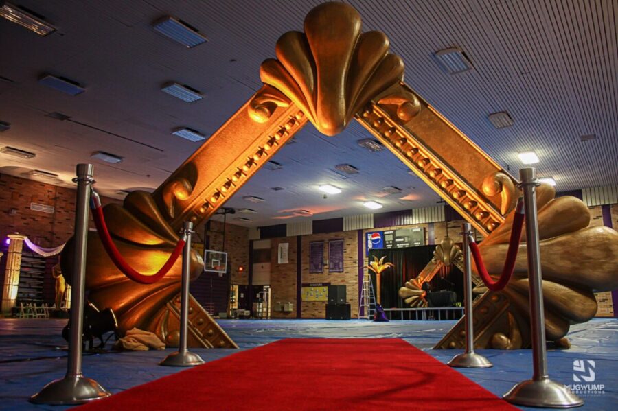 Event-Entrance-Gold-Arch-Red-Carpet
