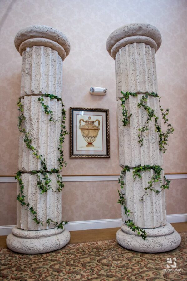 Greek-Style-Columns-With-Vine-Greenery