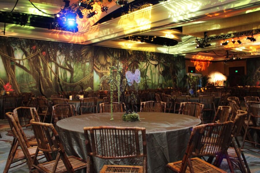 Jungle-Themed-Party-Decor
