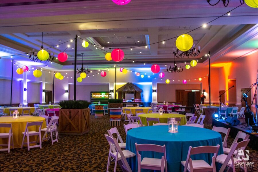 Margaritaville-Themed-Event-Decor