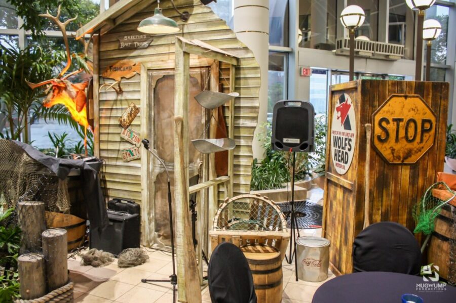 Outdoor-Themed-Event-Decor