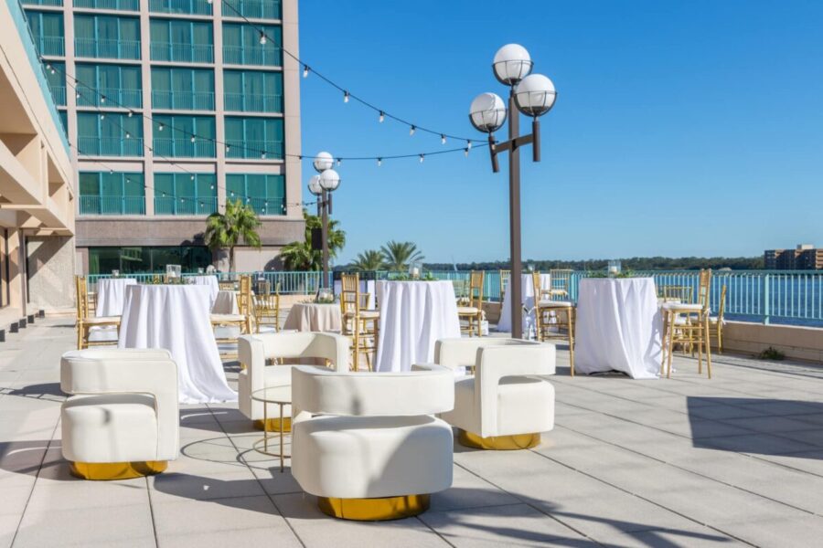Outdoor-Wedding-Decor-White-Chair-Rental