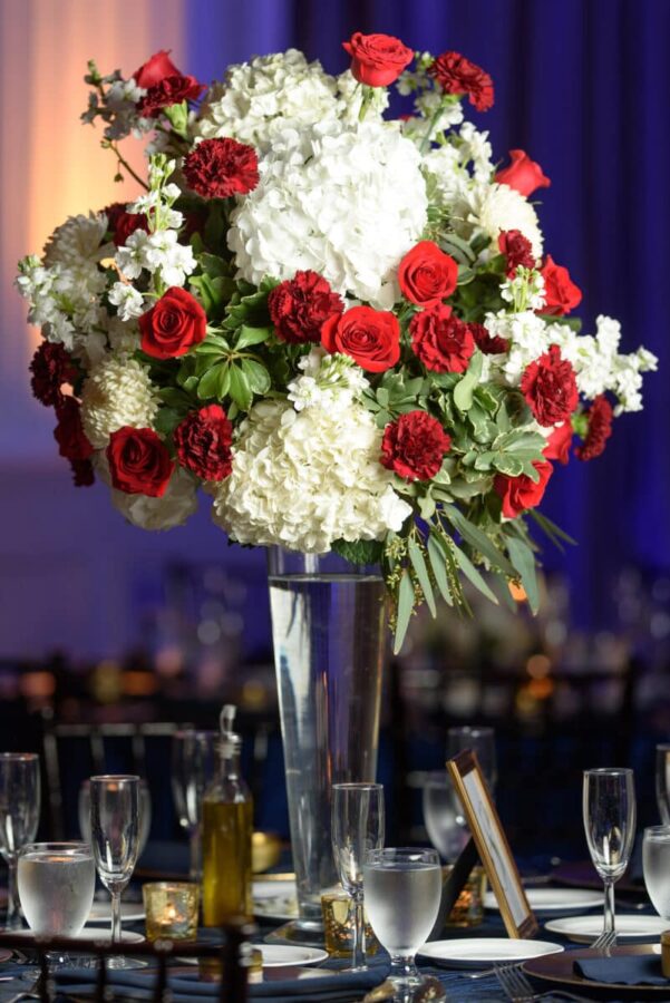 Oversized-Floral-Table-Arrangement