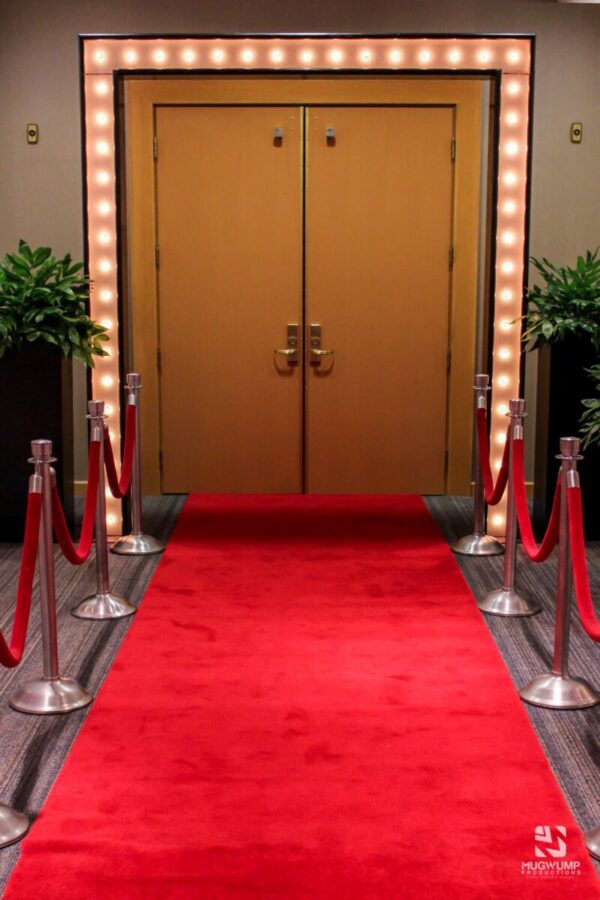 Red-Carpet-Hollywood-Themed-Event-Entrance