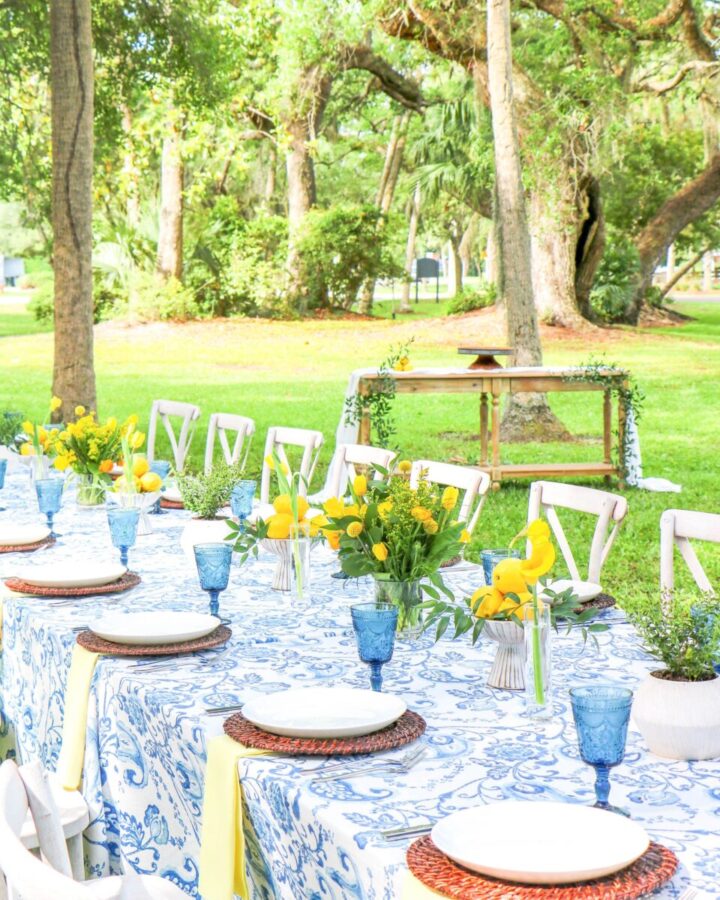 spring-brunch-table-blue-yellow-decor-960x1200 (1)