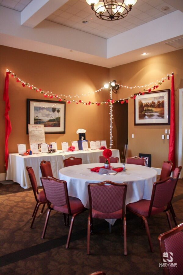 String-Lights-With-Red-Florals