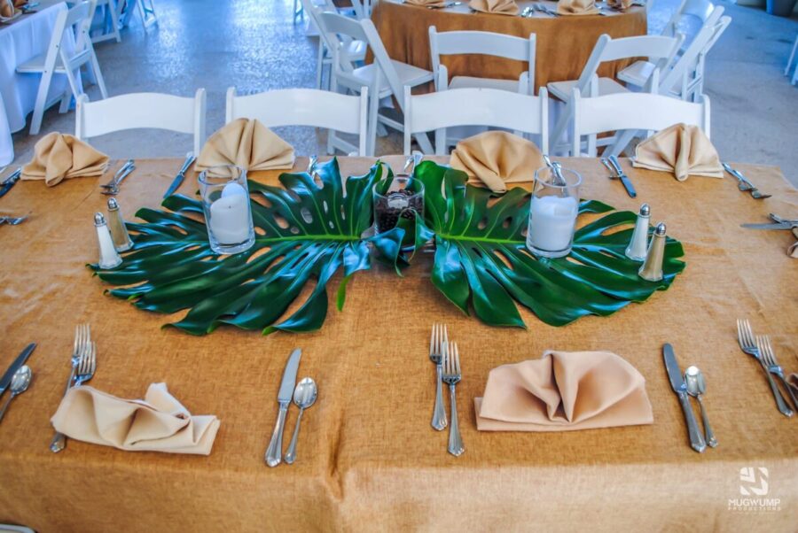 Tropical-Themed-Event-Table-Display
