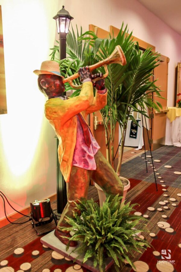 Trumpet-Player-Statue-Prop