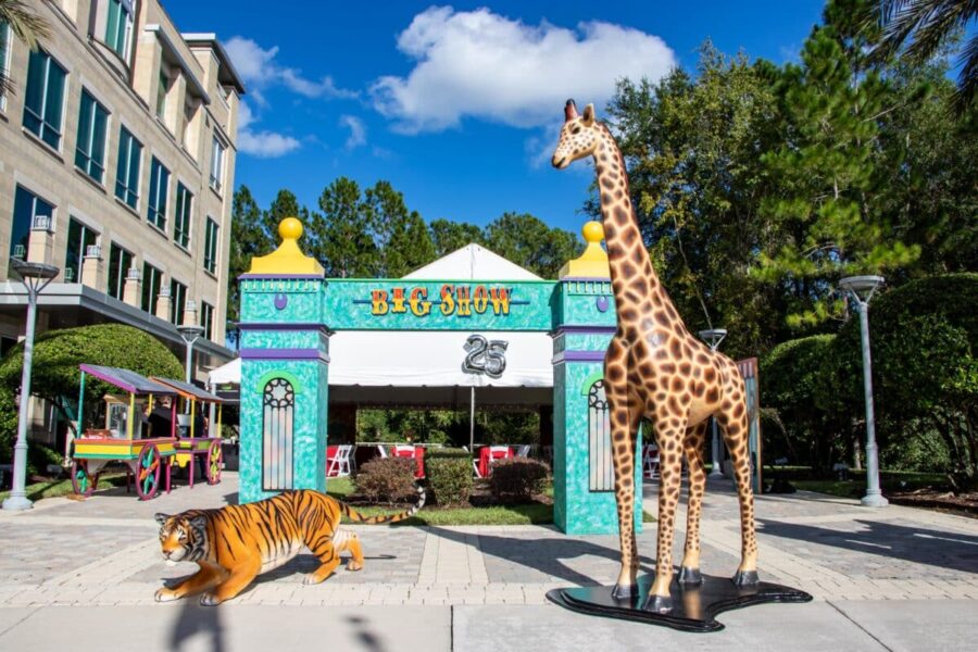 zoo-themed-party-decor-1200x800